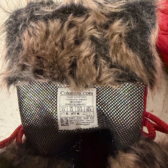 Columbia Women's Red and Black Minx Omni Grip Waterproof Winter Boots - Picture 2 of 5